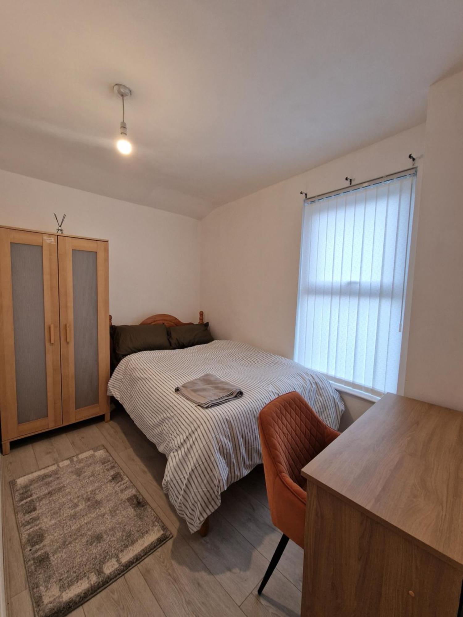 Alton Rd Apartment *